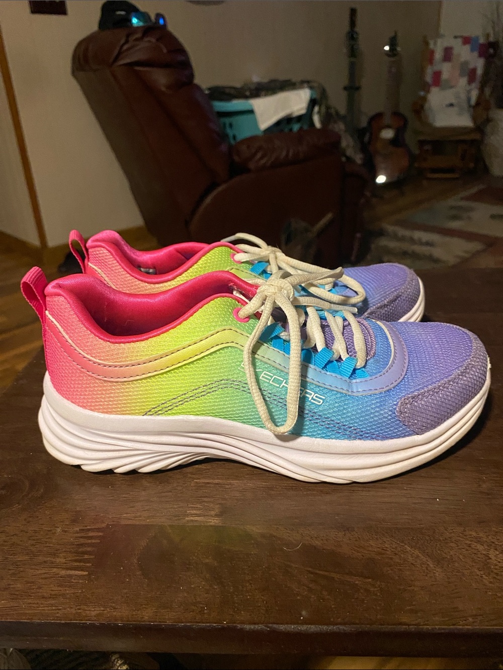 Sketchers girls size 2.5 - Picture 4 of 4